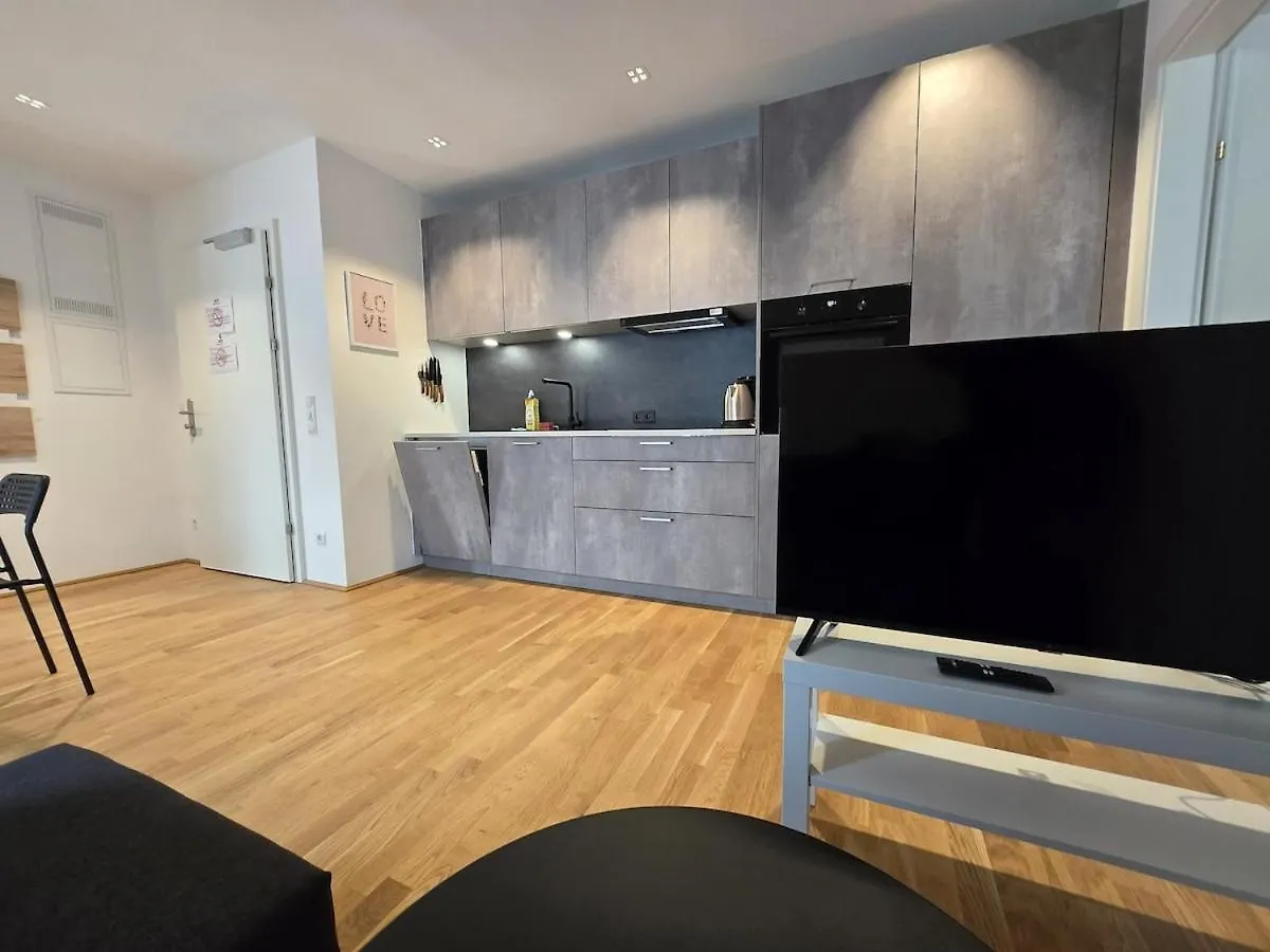 Innsbruck Central Apartment 0*,  Austria